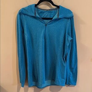 Patagonia midweight capilene hooded base layer XL